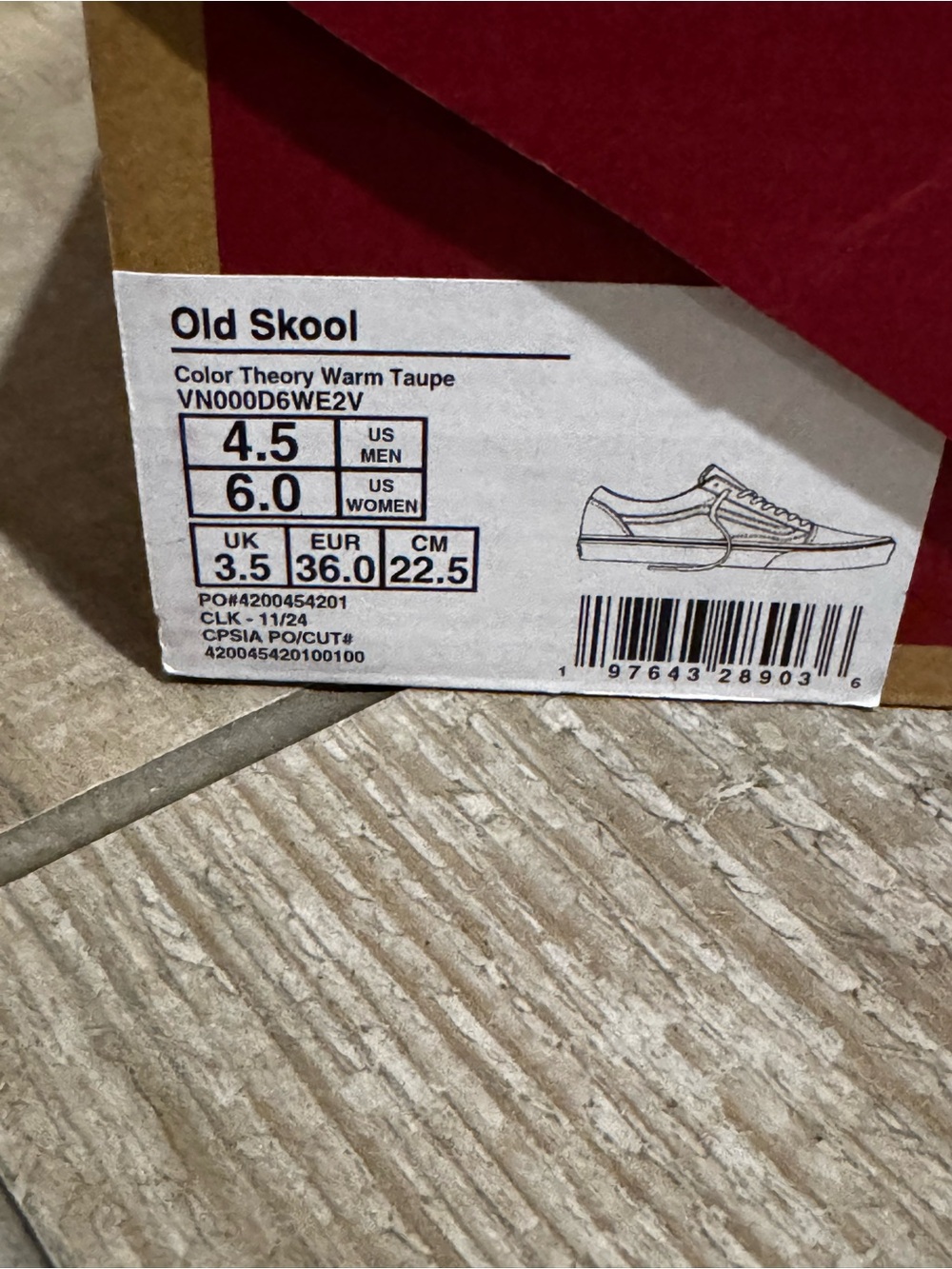 Vans Women's 6 Men’s 4.5 Low-Top Suede Sneakers in Tan and White - Picture 6 of 6